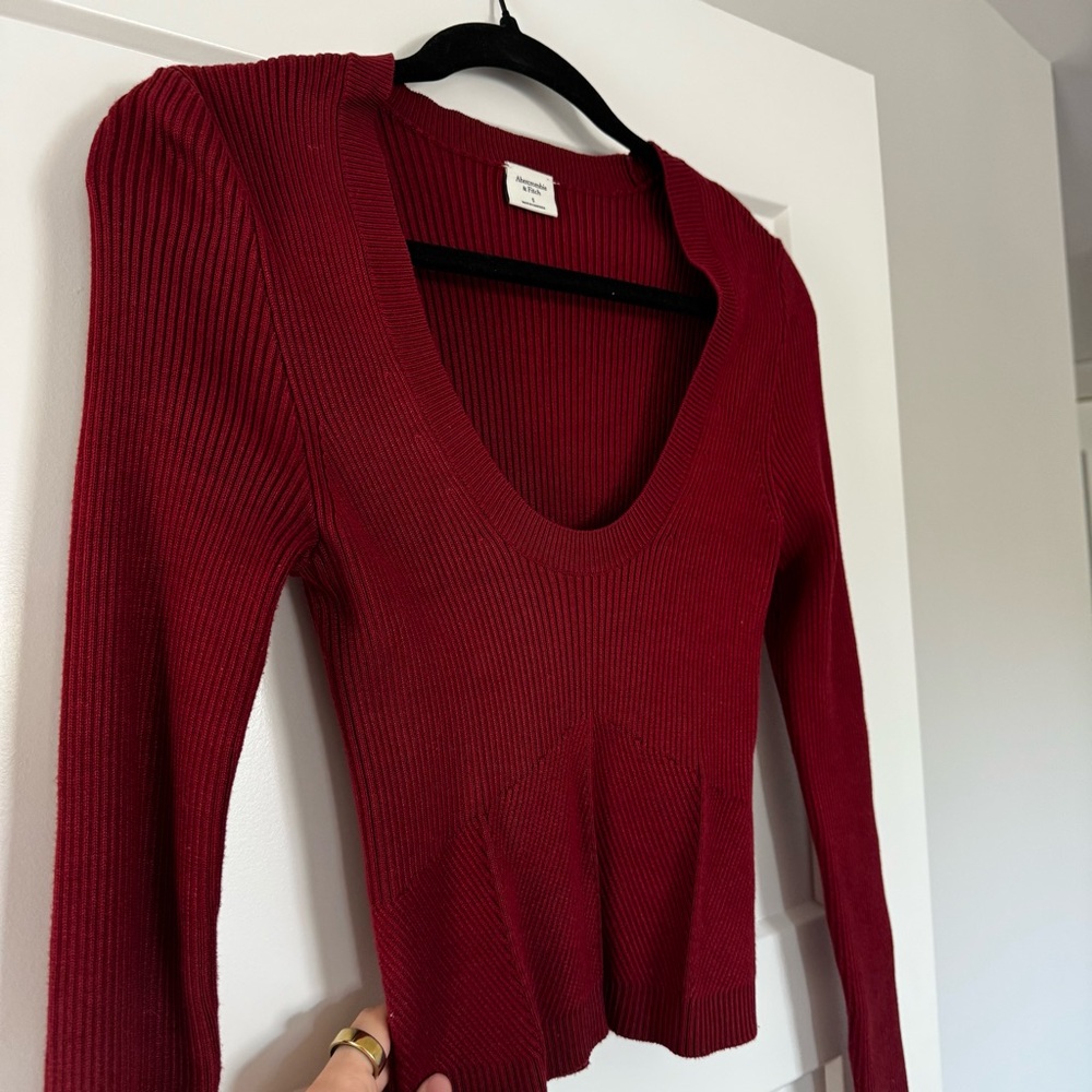 Abercrombie dark red sweater